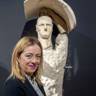 Copertina di I Fratelli d’Italia preparano il ritorno del Minculpop