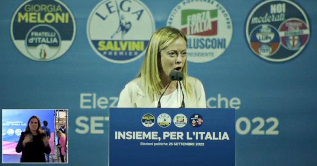 L’attacco di Meloni al ministro Speranza e agli scienziati: “In caso di pandemia non piegheremo più le nostre libertà ad apprendisti stregoni”