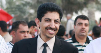 Copertina di #FreeAlKhawaja, la campagna per scarcerare il difensore dei diritti umani del Bahrein