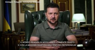 Copertina di Ucraina, l’appello di Zelensky ai cittadini delle zone occupate da Mosca: “Sabotate i russi, sfuggite alla loro mobilitazione”