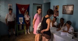 Copertina di Referendum Cuba, il 66% ha detto sì al nuovo Codice della famiglia: ok a maternità surrogata, matrimoni e adozioni gay