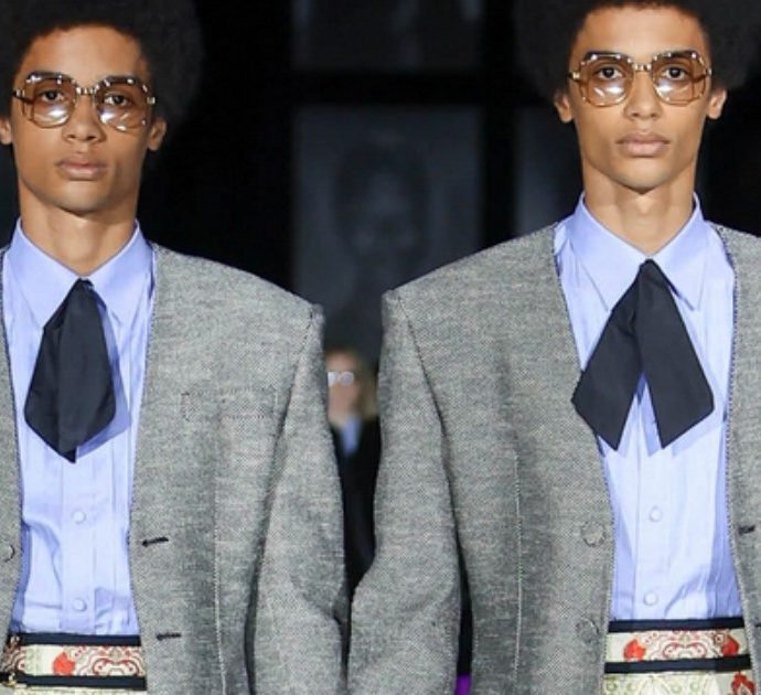 Milano Fashion Week, il momento clou? La sfilata dei gemelli di Gucci e le parole di Alessandro Michele: “Sono figlio di due mamme, donne straordinarie”