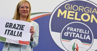 Copertina di Elezioni politiche 2022, Meloni: “Questa è una notte di riscatto. Ora è il tempo della responsabilità e di unire gli italiani”