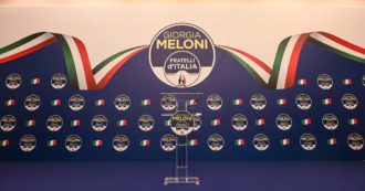 Copertina di Fratelli d’Italia, dopo la vittoria feste vietate e dichiarazioni ridotte al minimo: la strategia low profile di Giorgia Meloni