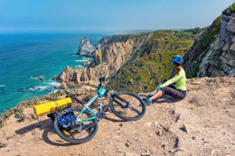 Copertina di Trails, la vera essenza del viaggio