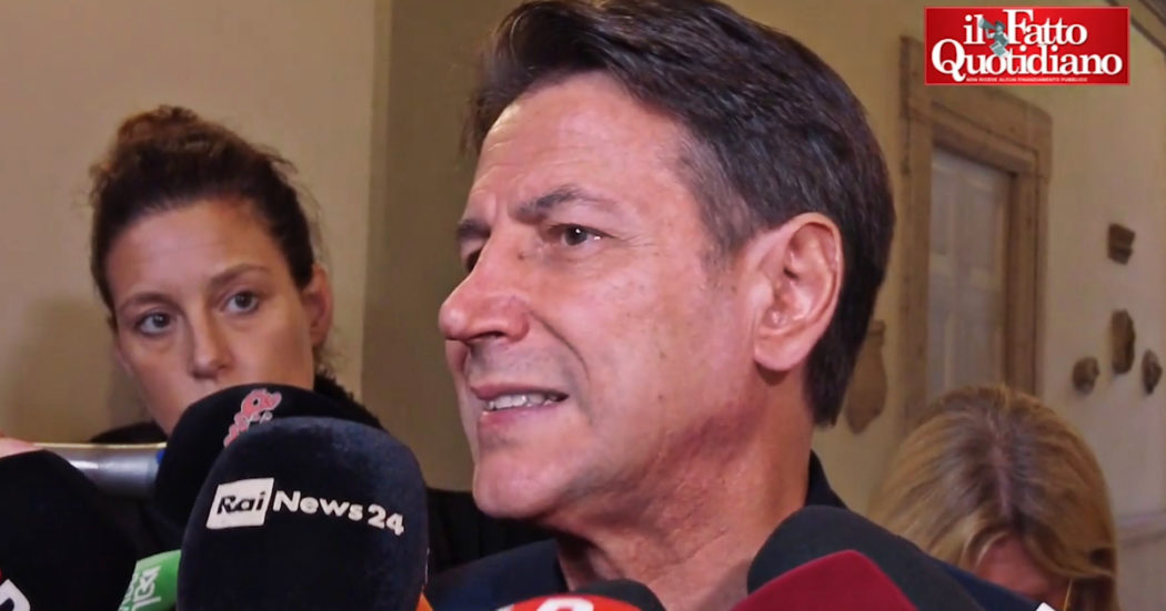 Caro bollette, Conte: “Il futuro governo litiga sulle poltrone, mentre la Germania ha stanziato 200 miliardi. Serve un nuovo Recovery”