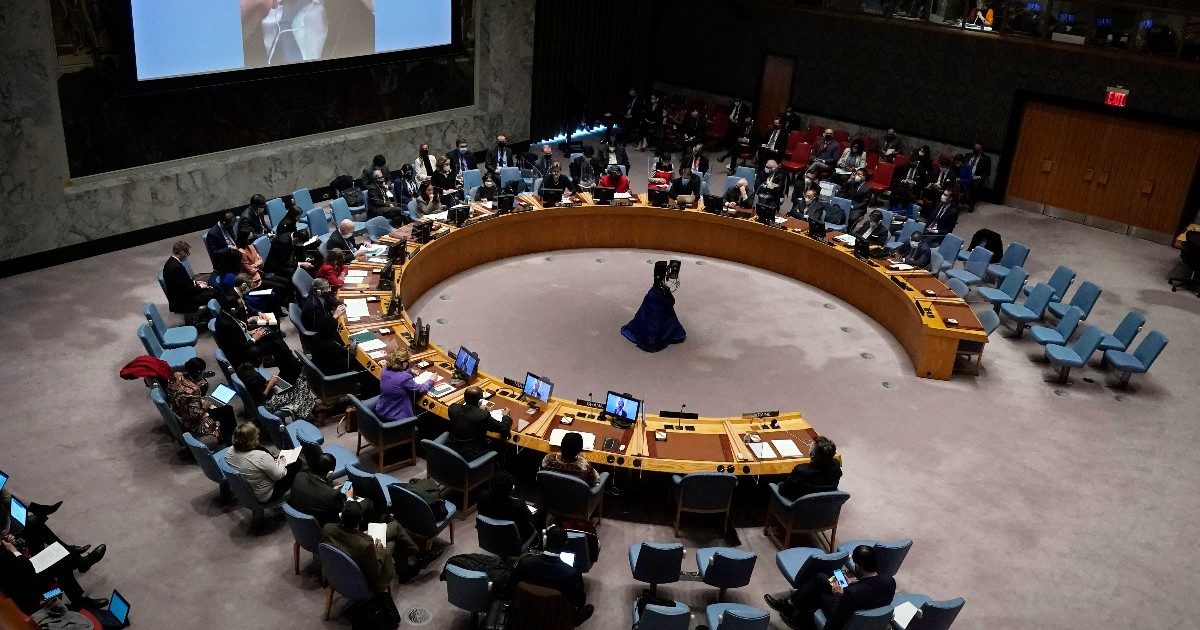 Ucraina, gli Usa dopo le “annessioni” di Putin: “Nostri soldati in Europa pronti a ogni evenienza”. Stoltenberg frena sull’ingresso di Kiev nella Nato