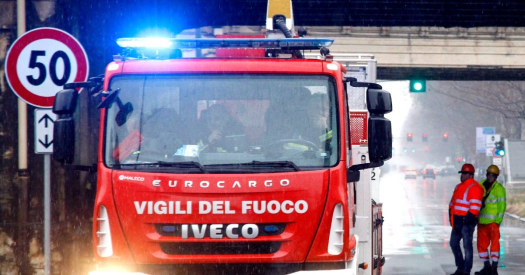 Tromba d’aria in Sicilia, autobus si ribalta sulla Palermo Sciacca a causa del vento e della pioggia. Diversi passeggeri feriti