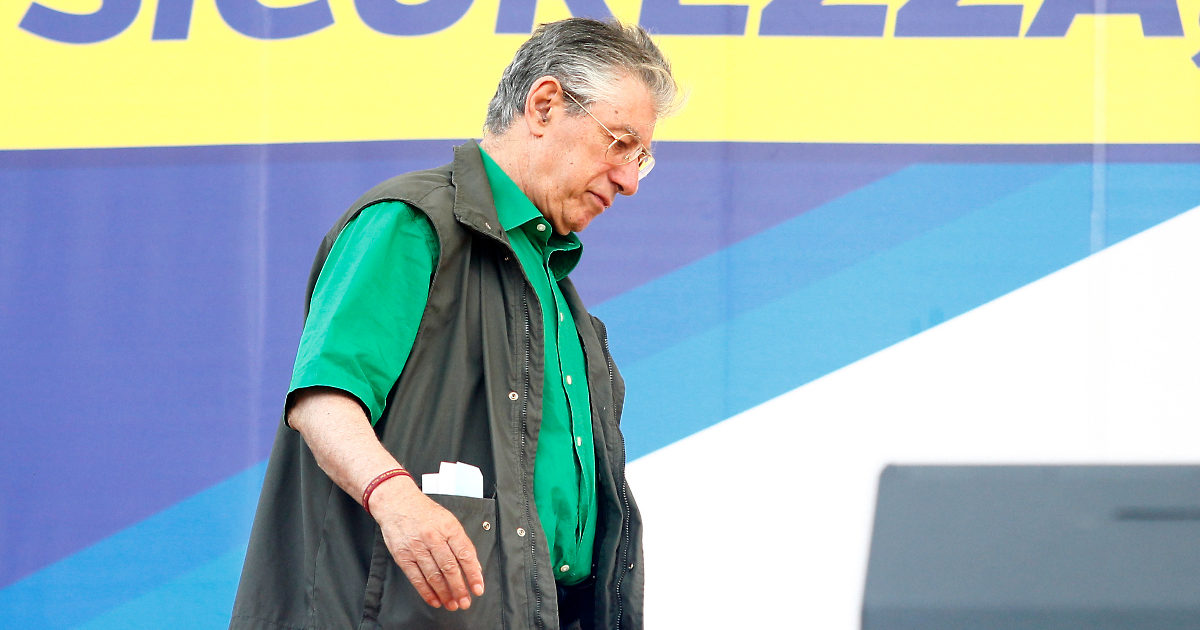 Lega, i dubbi della fronda nordista sulla “corrente di Bossi”: “Sono altri a parlare per lui. Questa operazione serve solo al partito di Salvini”