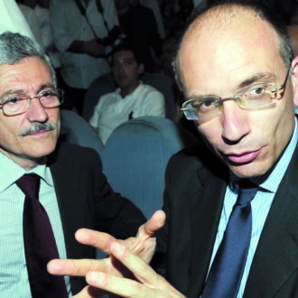 Copertina di Pd, centro, sinistra o estinzione? Le stoccate di D’Alema: il Fatto di domani 5 ottobre