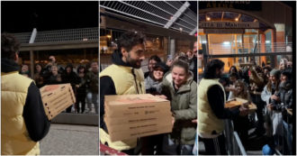 Copertina di Marco Mengoni si improvvisa fattorino: consegna a sorpresa le pizze ai fan prima del suo concerto – Video