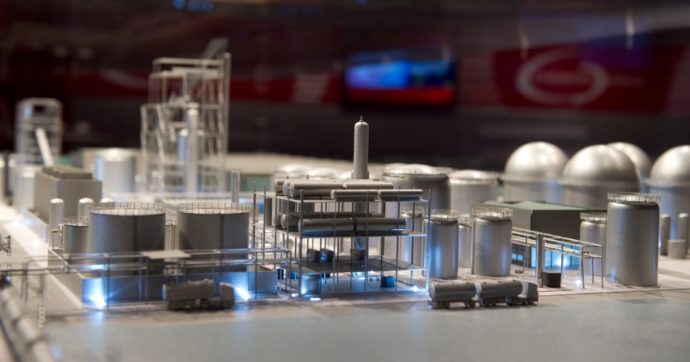 Mossi&Ghisolfi, ex vertici indagati per truffa ai danni dello Stato: mai fatti gli investimenti in centrali a biomasse finanziati dalla Bei