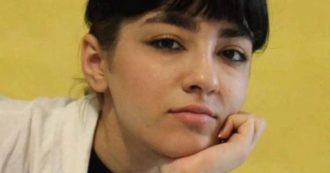 Copertina di Iran, Nika Shakarami “fu molestata e uccisa dalle forze di sicurezza”: la ricostruzione della Bbc sulla morte della sedicenne