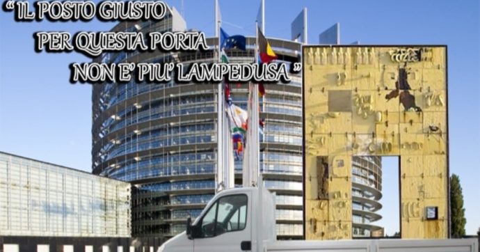 Lampedusa, il vice sindaco leghista propone di spedire la Porta d’Europa a Bruxelles: “Il posto giusto non è più qui”
