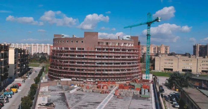 Copertina di Napoli, a Scampia apre la facoltà di Medicina