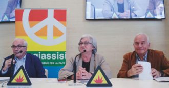 Copertina di “Putiniani, anti-Nato e rosso-bruni”: insulti a chi chiede la pace