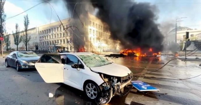 Zelensky esulta già per la “no fly zone” e chiede soldi al Fmi