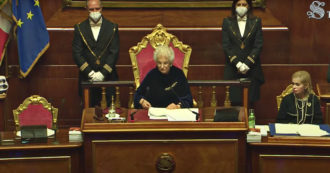 Copertina di Liliana Segre presiede la seduta in Senato: dalla Costituzione al 25 aprile, dalla marcia su Roma al delitto Matteotti. Il discorso integrale