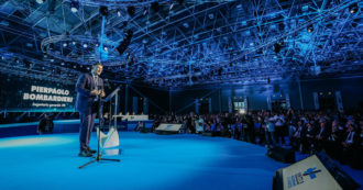 Copertina di Bombardieri: “Lavorare tutti di meno, ma a parità di stipendio”