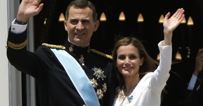 Regina Letizia di Spagna, che cos’è il neuroma di Morton che è stato diagnosticato alla consorte di Re Felipe VI