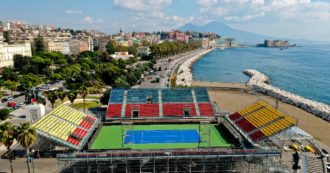 Copertina di Atp 250 di Napoli, terreno impraticabile e figuraccia: i giocatori si rifiutano di scendere in campo. Qualificazioni spostate a Pozzuoli