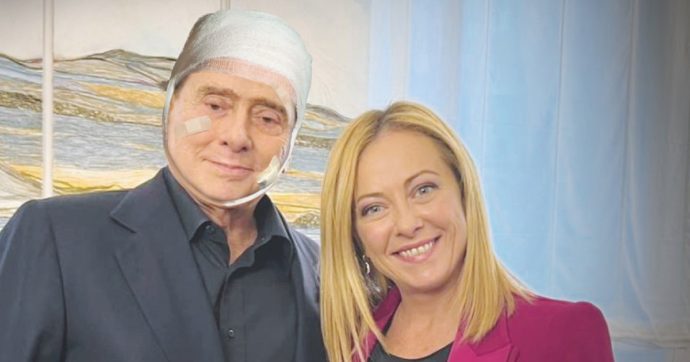 Silvio costretto a piegarsi: niente Giustizia e Mise (tv)