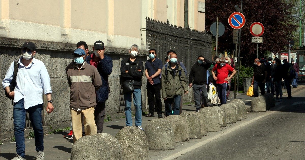 Povertà, Caritas: “Nel 2021 richieste di aiuto in aumento del 7,7%. Il 23% degli assistiti ha un lavoro”. Zuppi (Cei) e Boeri: “Il reddito di cittadinanza va migliorato ma mantenuto”