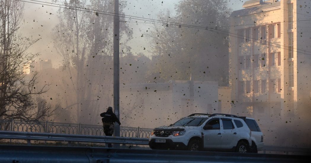 Ucraina, Kiev: “1,5 milioni senza luce dopo attacchi”. 101esima divisione Usa dispiegata in Romania: prima volta dalla Seconda Guerra Mondiale