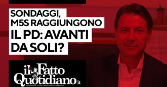 Copertina di Sondaggi, i 5 stelle raggiungono il Pd: avanti da soli? Segui la diretta con Peter Gomez