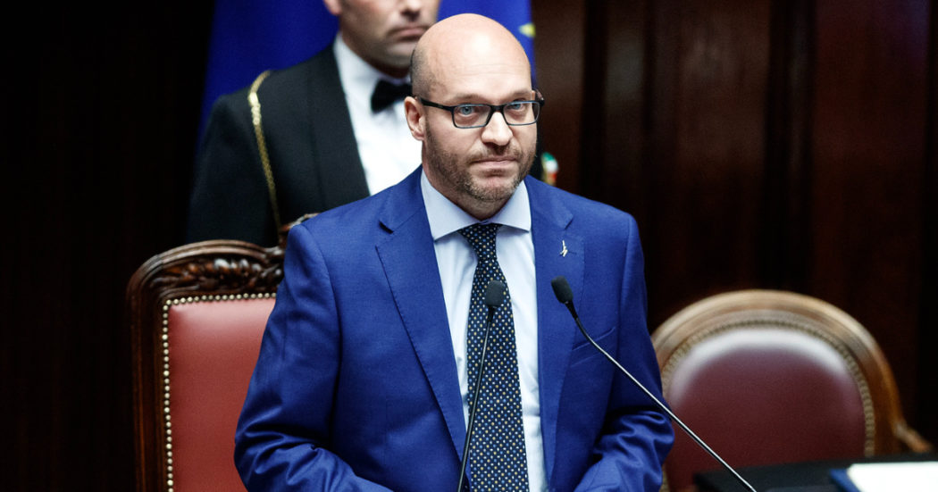 Ucraina, il presidente della Camera Lorenzo Fontana critica le sanzioni alla Russia: “Rischio boomerang”