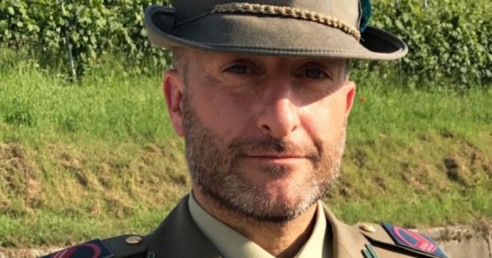 Vince il maresciallo che attacca i vertici: “È libertà di parola”