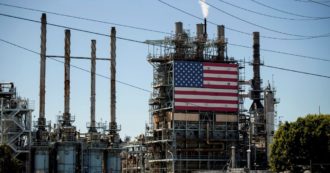 Copertina di Petrolio, gli Usa e la Ue sono finiti “in riserva”