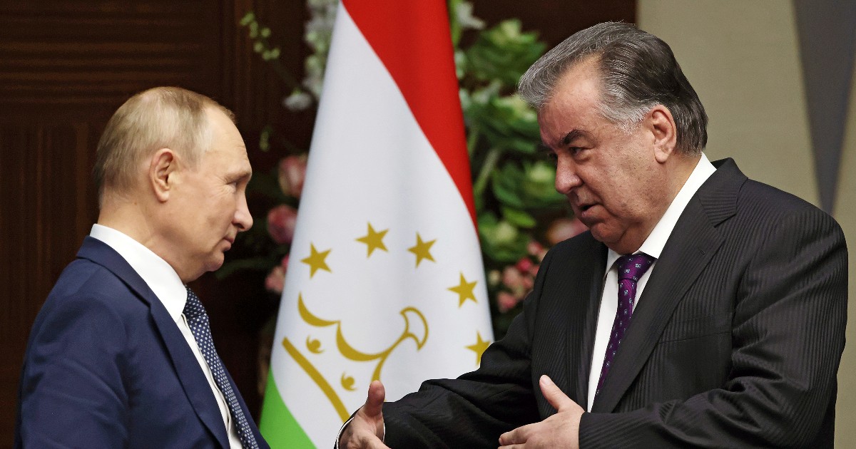 Ahora Asia Central también está desafiando a Rusia.  El presidente tayiko quiere más dinero de Putin y lo ataca: «Respeto, la Unión Soviética ya no existe»