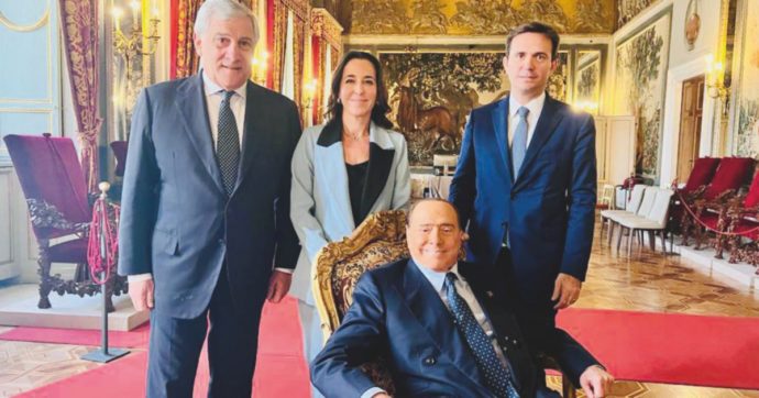 Berlusconi perde tutto: Giustizia e tv.  E si scusa con Sergio