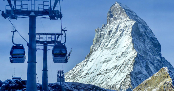 Sci, il caso Zermatt-Cervinia: alte temperature e niente neve artificiale sul ghiacciaio, alla fine la gara di Coppa del mondo viene cancellata