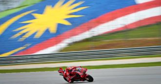 Copertina di MotoGp Malesia, gli orari: quando e dove vedere la gara in tv, Bagnaia sogna il Mondiale (Sky, Now e Tv8)