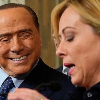 Copertina di “A grandi passi verso l’Italia del malaffare”: il Fatto di domani 11 gennaio