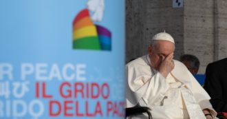 Copertina di L’appello di Papa Francesco: “Stop a minaccia nucleare. Pace calpestata. Disinneschiamo i conflitti con l’arma del dialogo”