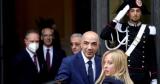 Copertina di Minoranza pigra e lady Giorgia s’oppone da sola