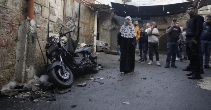 Cisgiordania, sei palestinesi uccisi da militari israeliani. “Colpito il gruppo armato ‘Fossa dei Leoni'”
