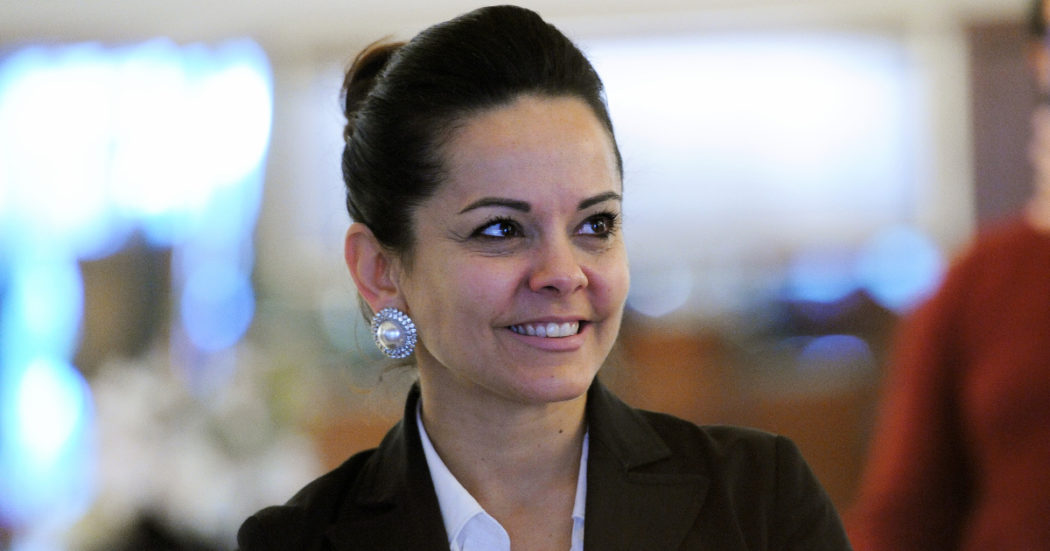 “Destra o sinistra non importa, basta vincere”: i piani della consigliera barese per truccare le elezioni locali. Con l’aiuto del boss mafioso