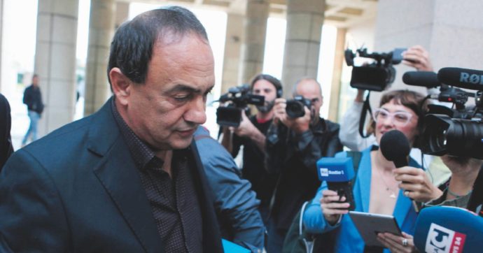 Processo d’Appello a Mimmo Lucano, l’avvocato Pisapia parla di sentenza politica: “Contro di lui accanimento non terapeutico”