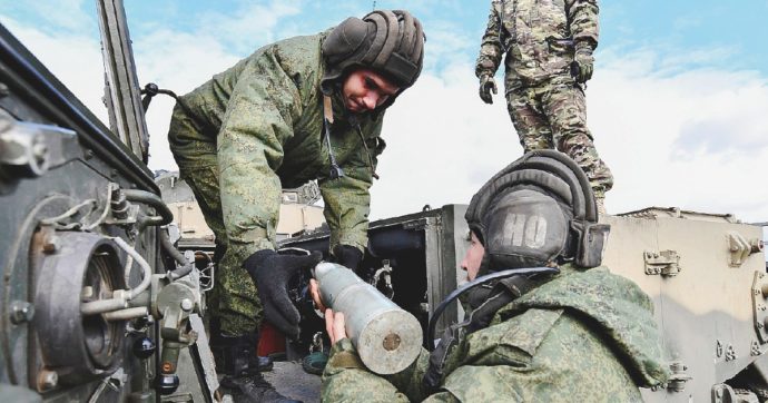 Putin: “Rischio scontro mondiale”. E Mosca simula una sfida atomica