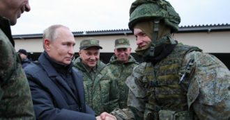 Copertina di Esercitazione russa su “un attacco nucleare massiccio”, presente anche Putin: “Pronti a rispondere in caso di offensiva del nemico”