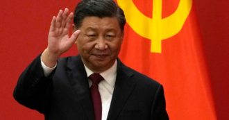 Copertina di Pechino, Xi Jinping rieletto presidente: terzo mandato senza precedenti. È il capo di Stato cinese più longevo dal 1949
