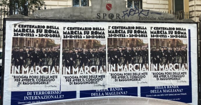 Marcia su Roma, nella Capitale spuntano manifesti celebrativi per i 100 anni: rimossi. Segre: “Fu l’inizio della sciagura più grande”