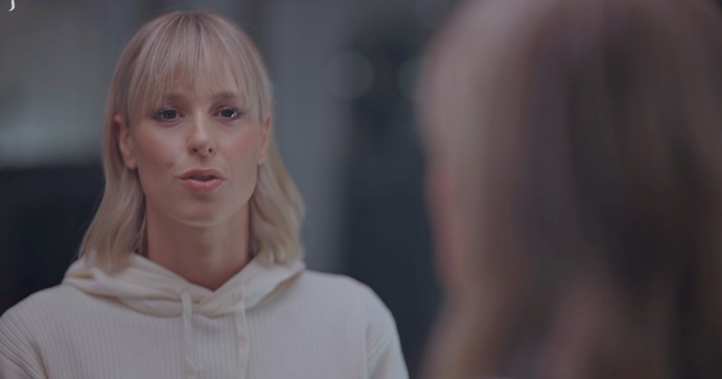 Federica Pellegrini per i centri antiviolenza della Rete Dire: “Sostengo chi si batte per far sì che tutte le donne credano nella loro forza” – Video