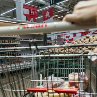 Copertina di Inflazione record, come i guadagni di Big Oil: il Fatto di domani 29 ottobre