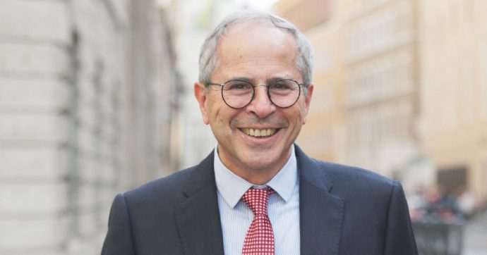 Covid, Crisanti: “Governo Meloni precipitoso, con tanta ideologia e poca scienza”