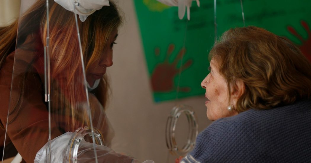 Covid, archiviata l’inchiesta sulla gestione della pandemia nelle Rsa del Mantovano: “Nessuna condotta dolosa o colposa”